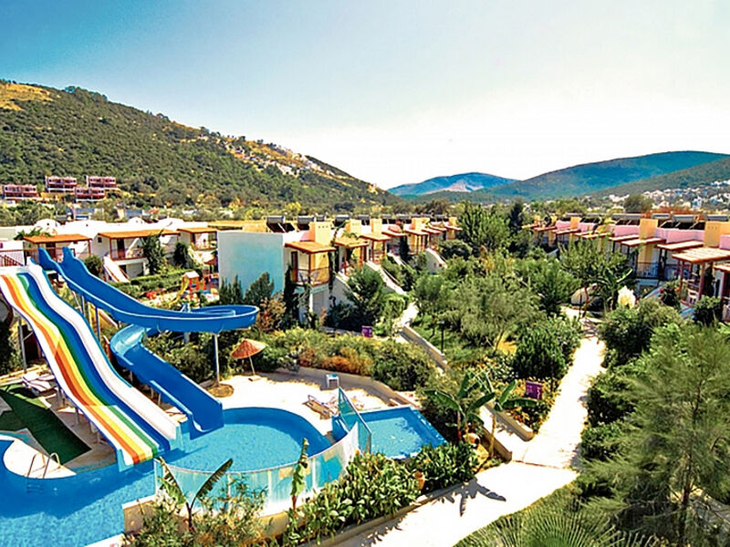 Izer Hotel and Beach Club