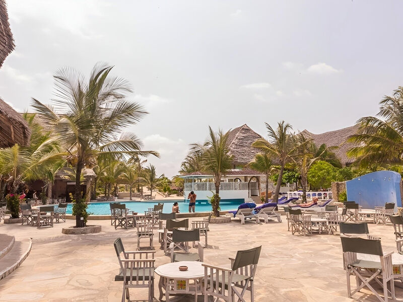 Jacaranda Beach Resort
