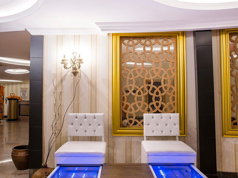 Jadore Deluxe Hotel & Spa