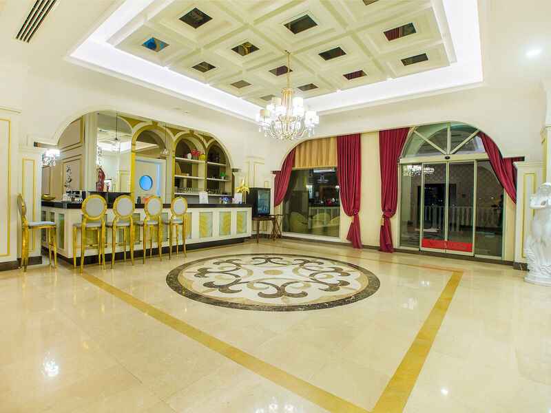 Jadore Deluxe Hotel & Spa