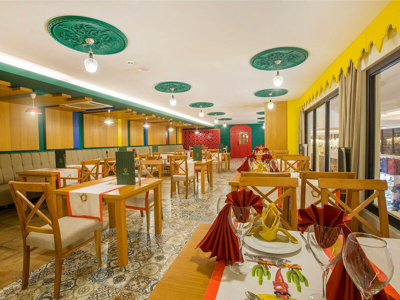 Jadore Deluxe Hotel & Spa