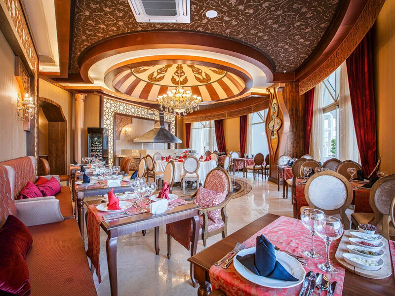 Jadore Deluxe Hotel & Spa