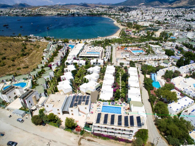 Jasmin Beach