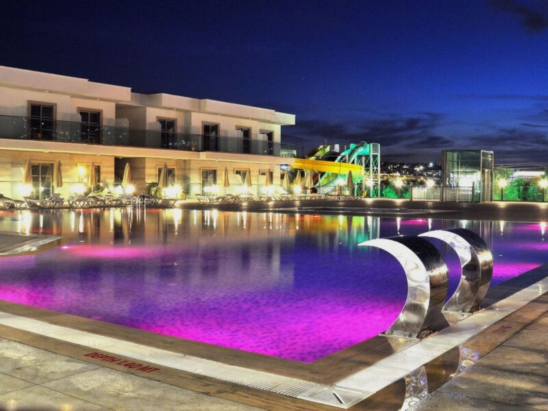 Jasmin Beach