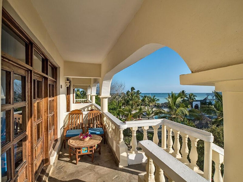 Jumbo Club Watamu Beach