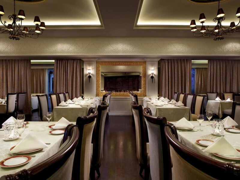 Jumeirah Emirates Towers