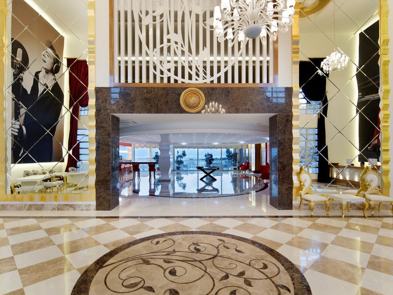 Justiniano Deluxe Resort