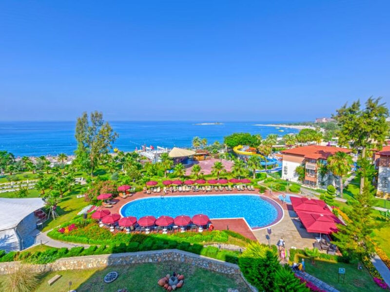 Justiniano Deluxe Resort
