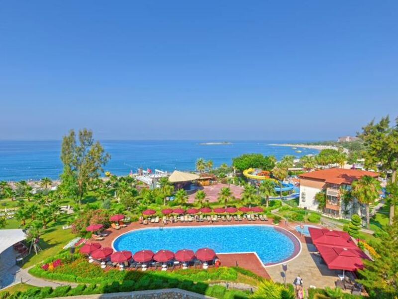 Justiniano Deluxe Resort
