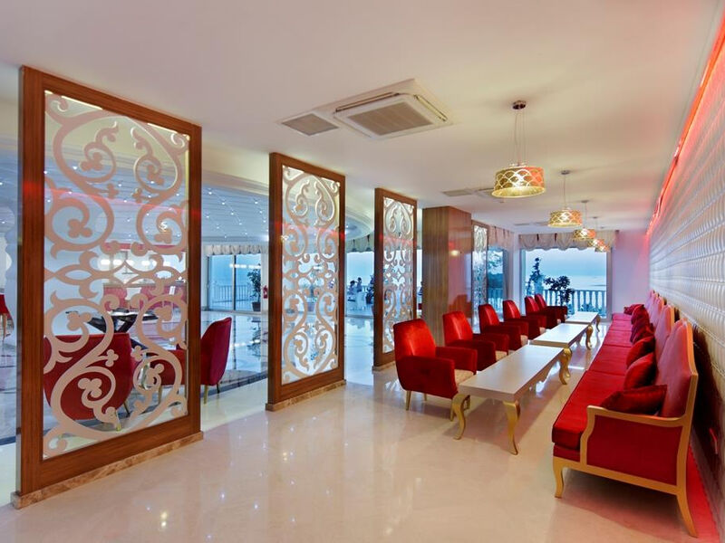 Justiniano Deluxe Resort