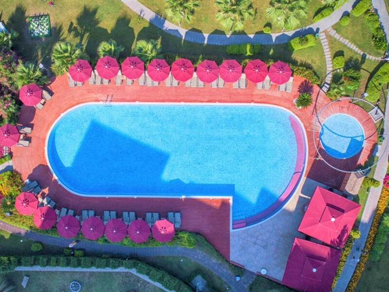 Justiniano Deluxe Resort