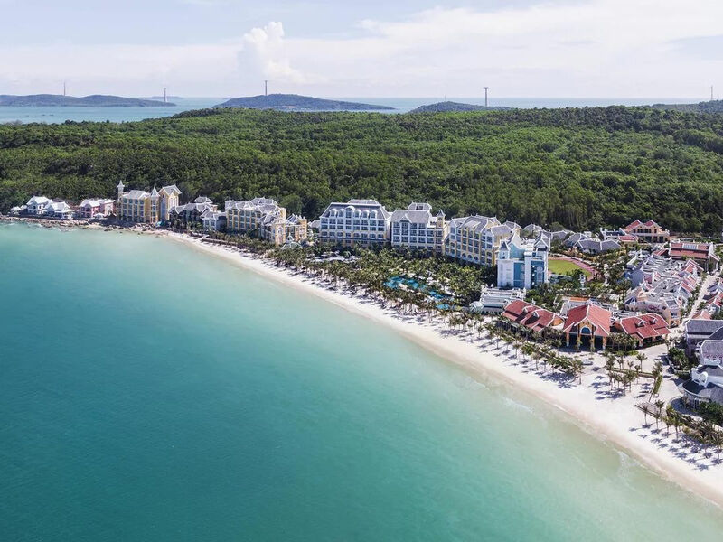 JW Marriot Phu Quoc Emerald Bay Resort & Spa