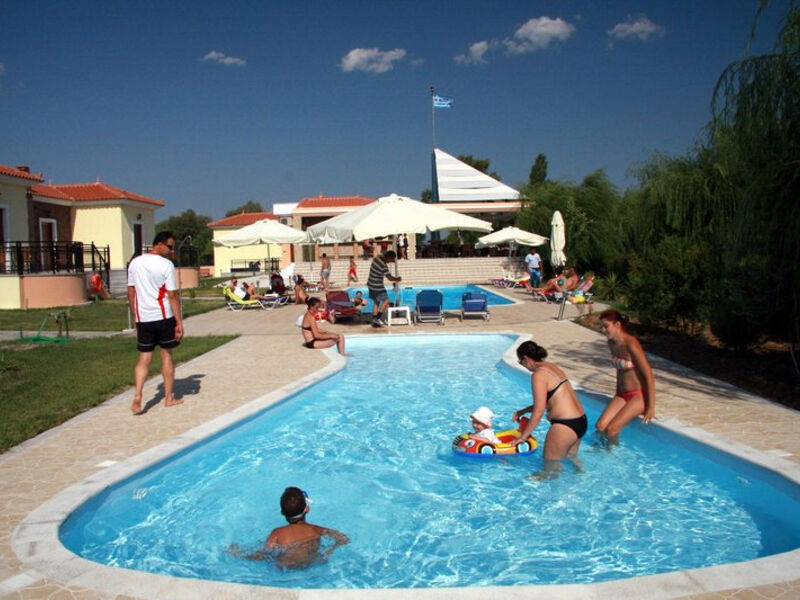 Kaloni Village