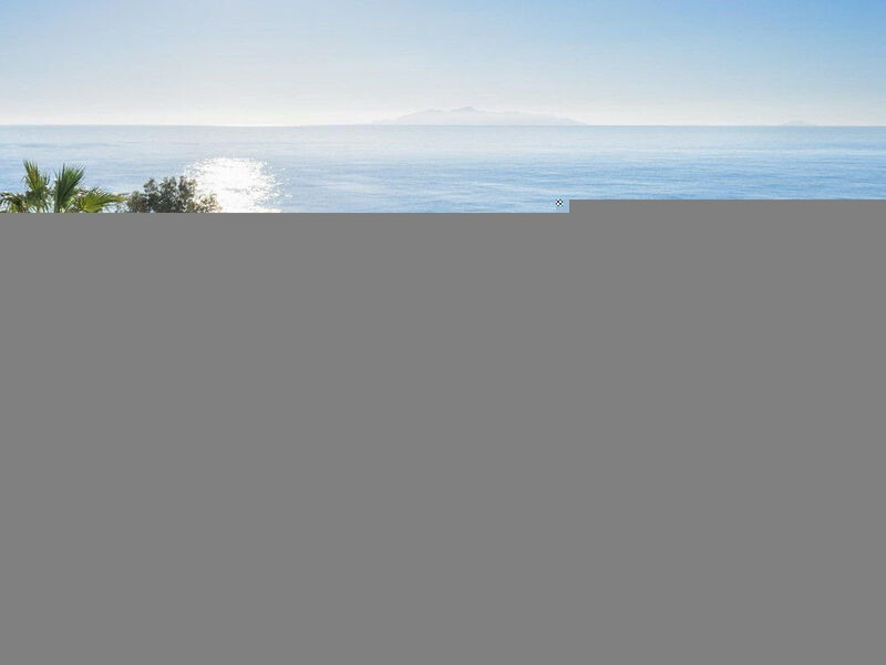 Kamari Beach