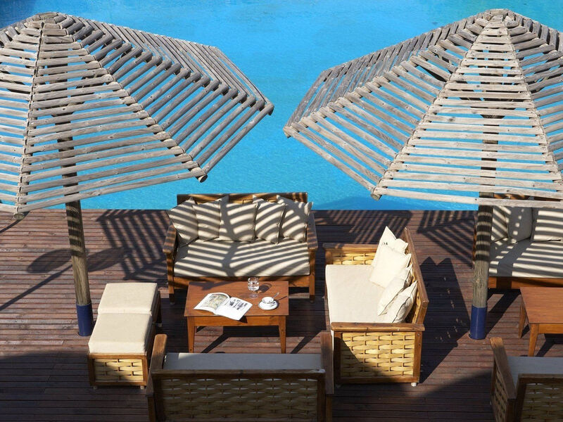 Kamari Beach