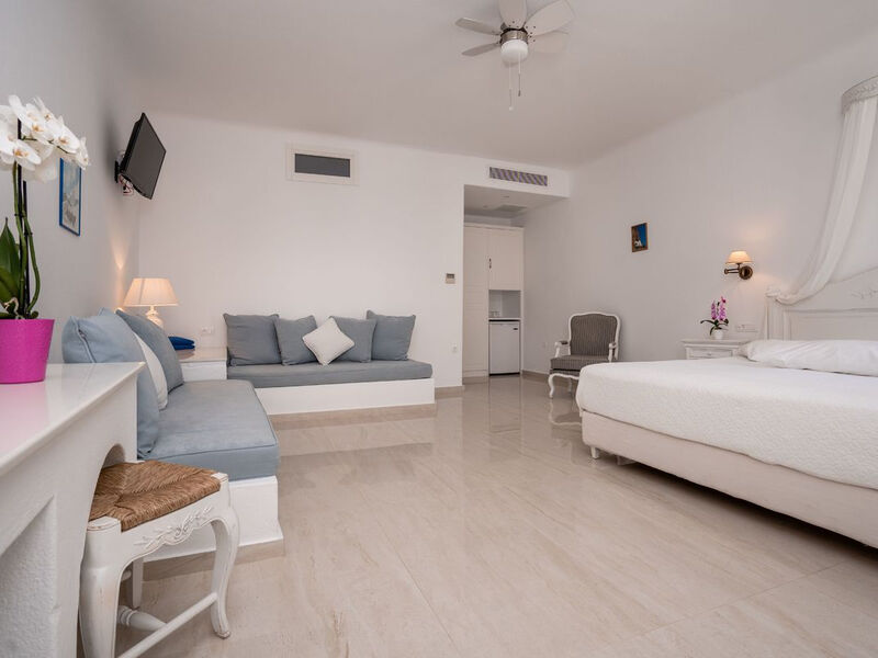 Kamari Mykonos