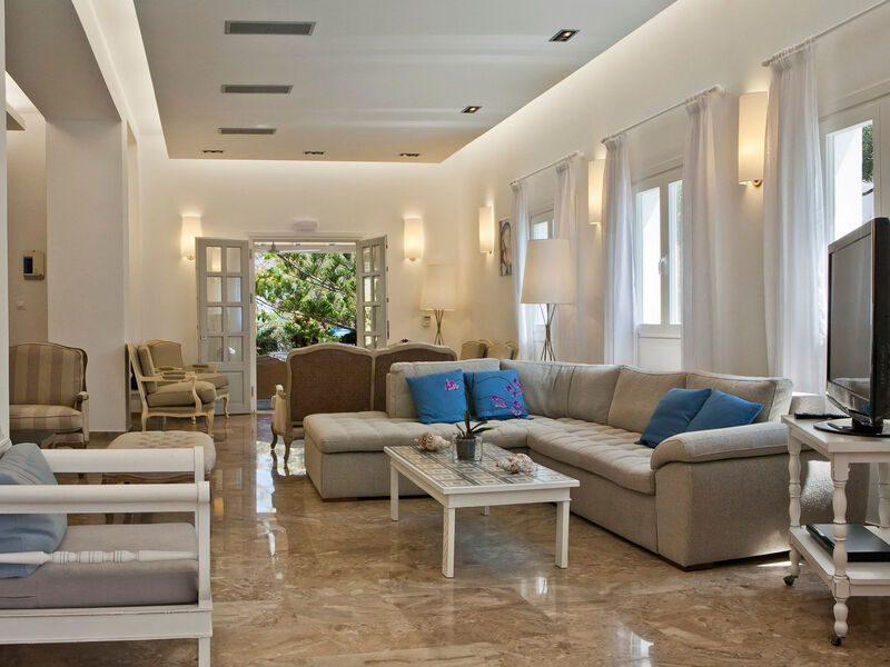 Kamari Mykonos