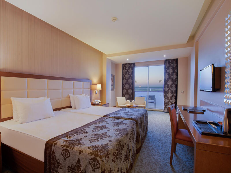 Sentido Kamelya Selin