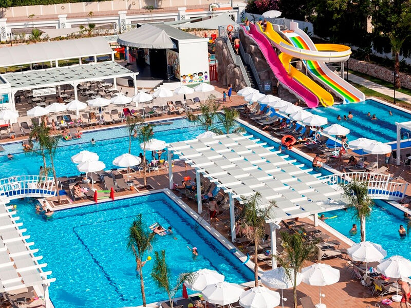 Karmir Resort & SPA