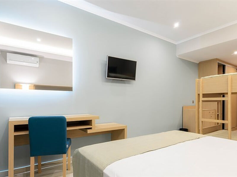 Karras Grande Resort