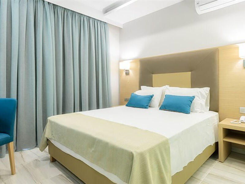 Karras Grande Resort