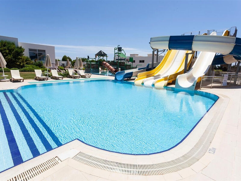 Karya Family Resort