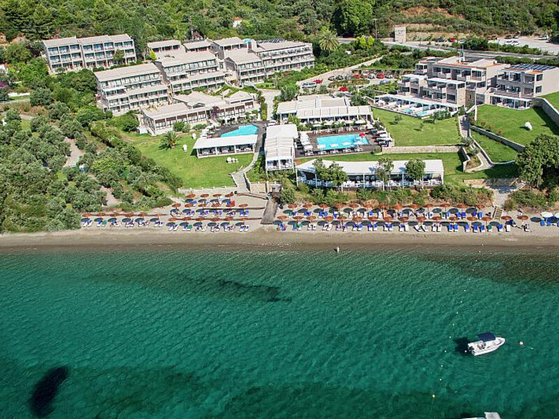 Kassandra Bay
