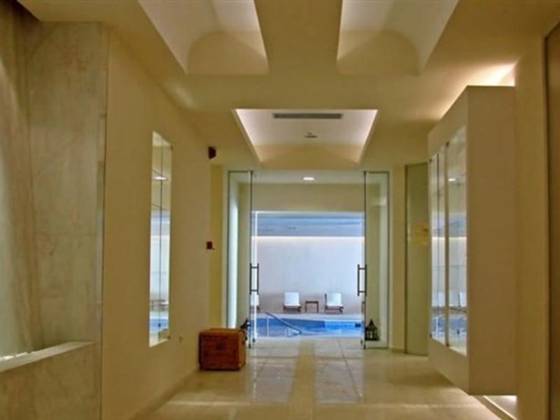 Kassandra Palace