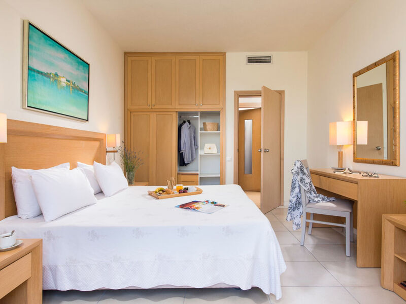 Kassandra Palace Seaside Resort