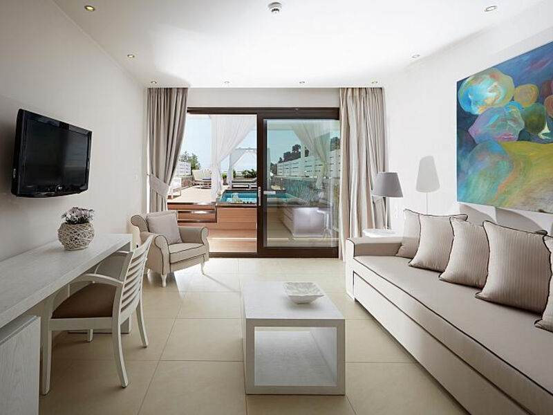 Kassandra Suites