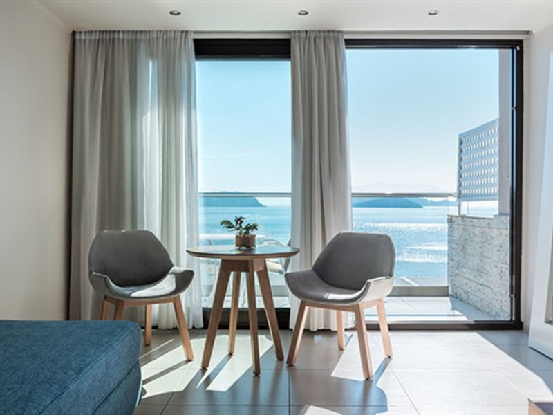 Kassandra Bay Resort & Spa
