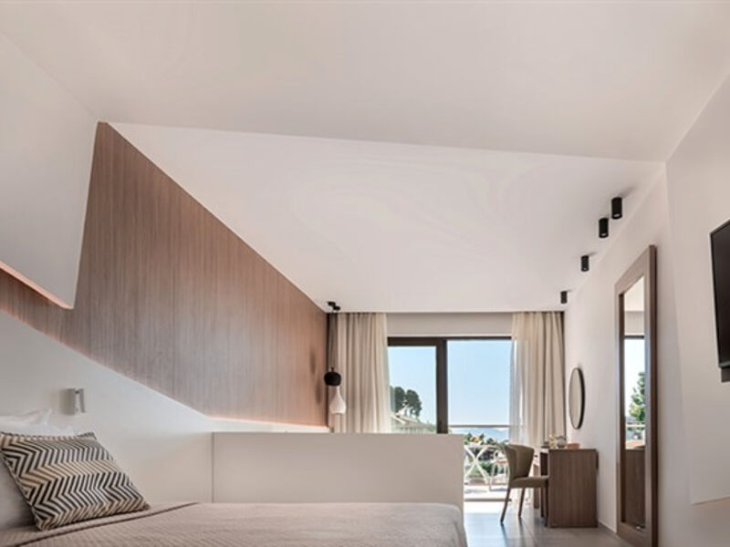 Kassandra Bay Resort & Spa