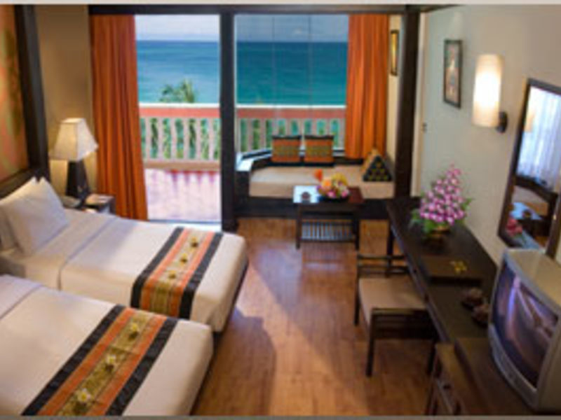 Kata Beach Resort & Spa