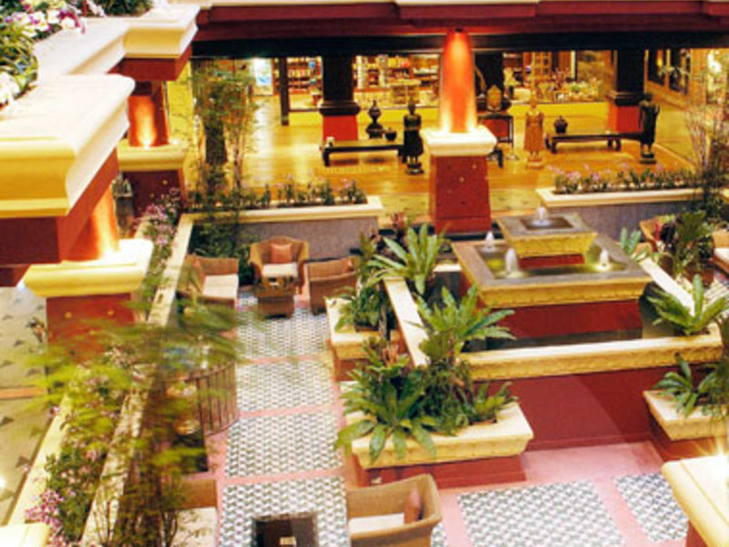 Kata Beach Resort & Spa