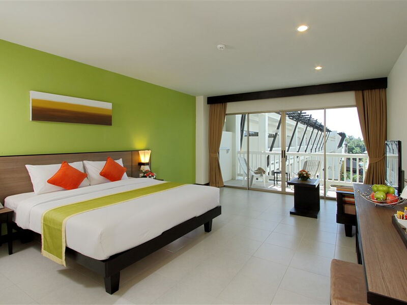 Kata Sea Breeze Resort