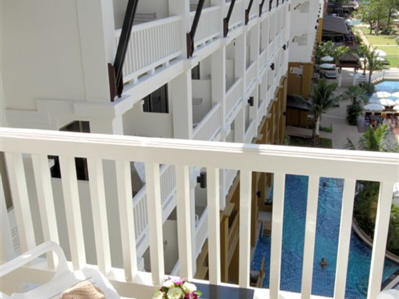 Kata Sea Breeze Resort