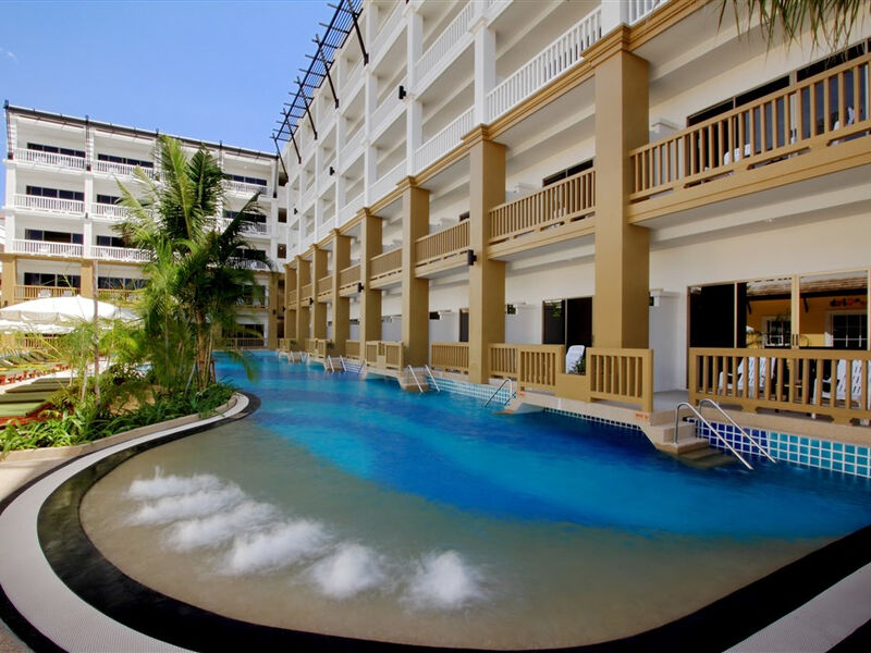 Kata Sea Breeze Resort