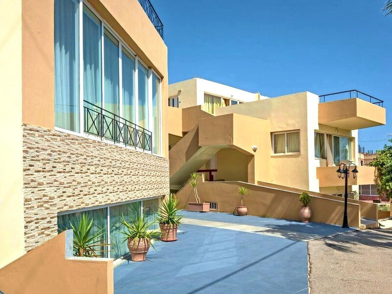 Kavros Garden