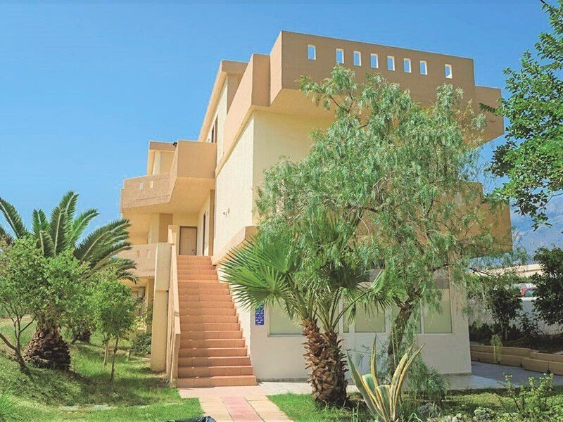 Kavros Gardens