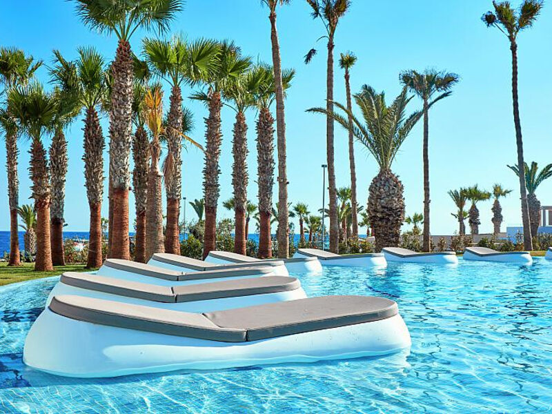 Kermia Beach