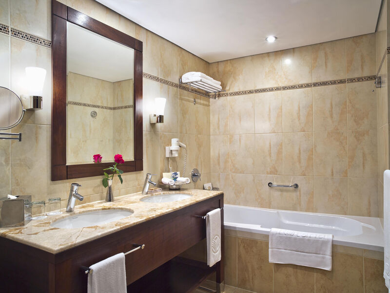 Khalidiya Palace Rayhaan By Rotana