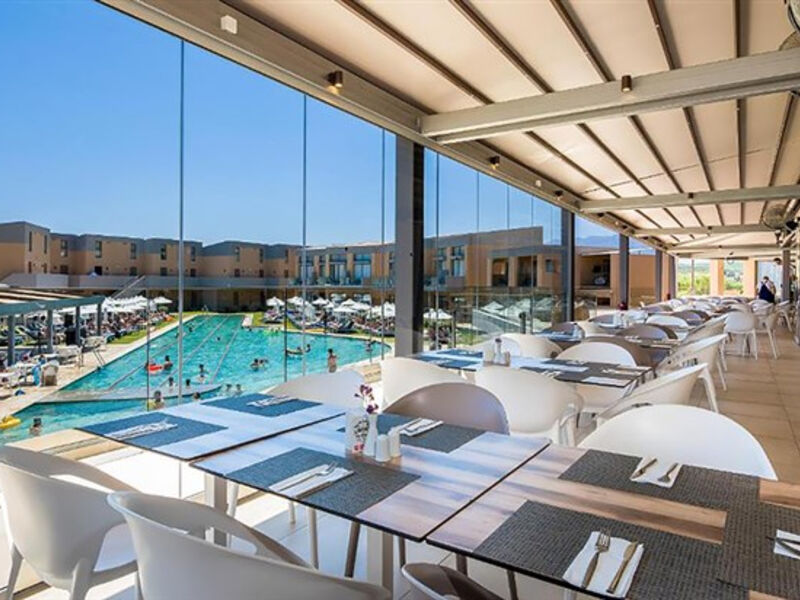 Kiani Beach Resort