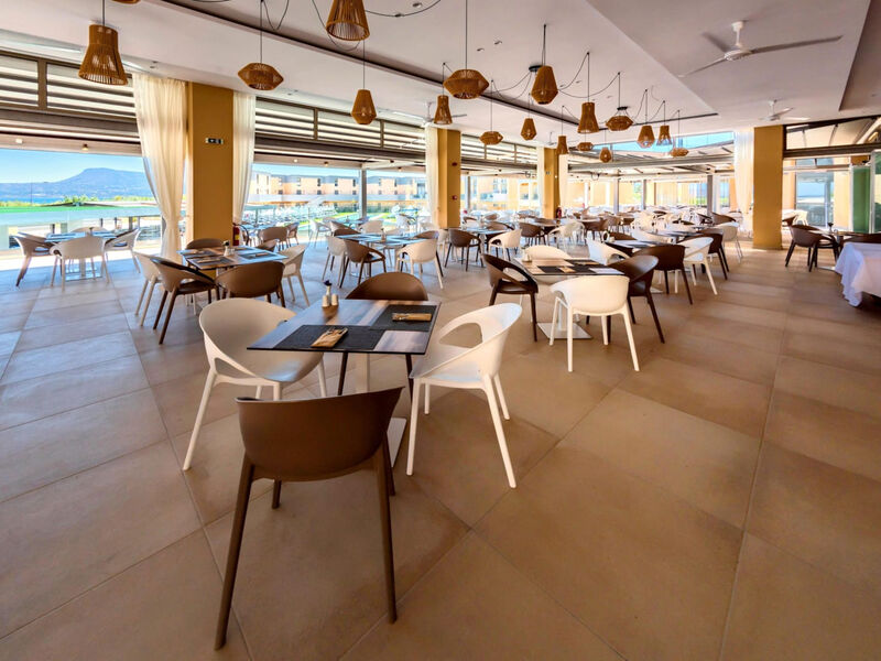 Kiani Beach Resort