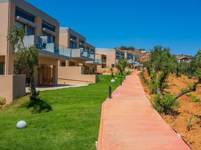 Kiani Beach Resort