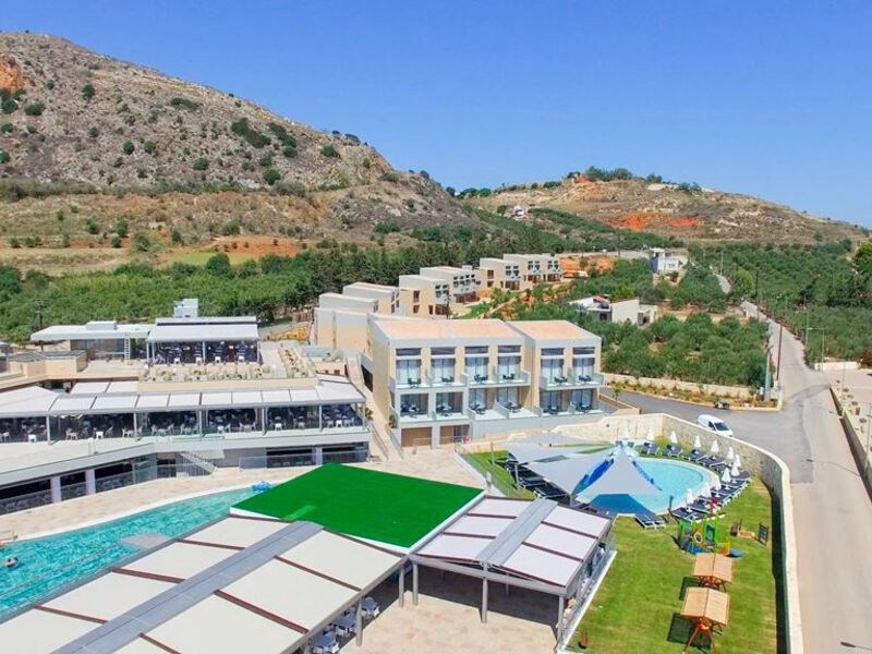 Kiani Beach Resort