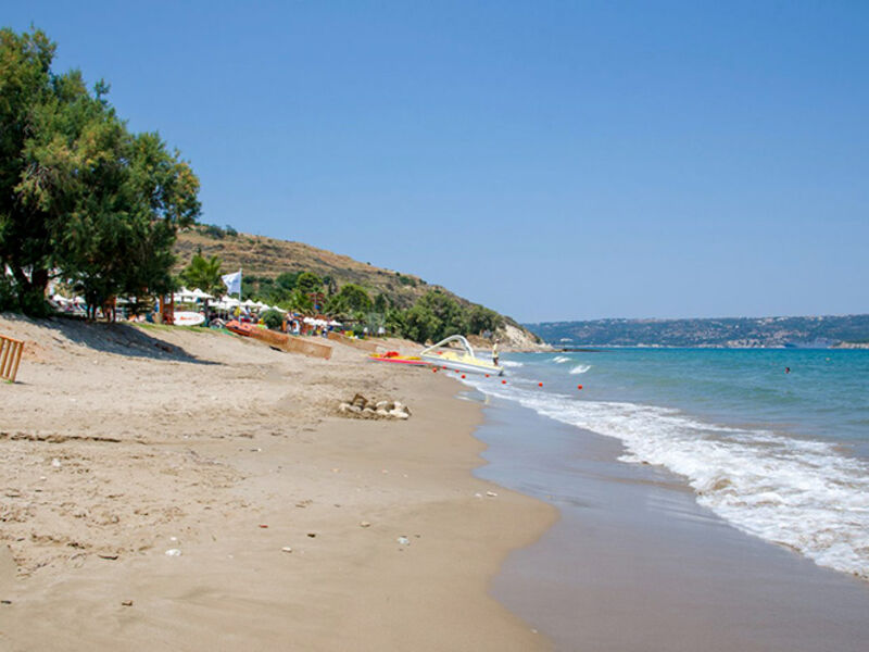 Kiani Beach Resort
