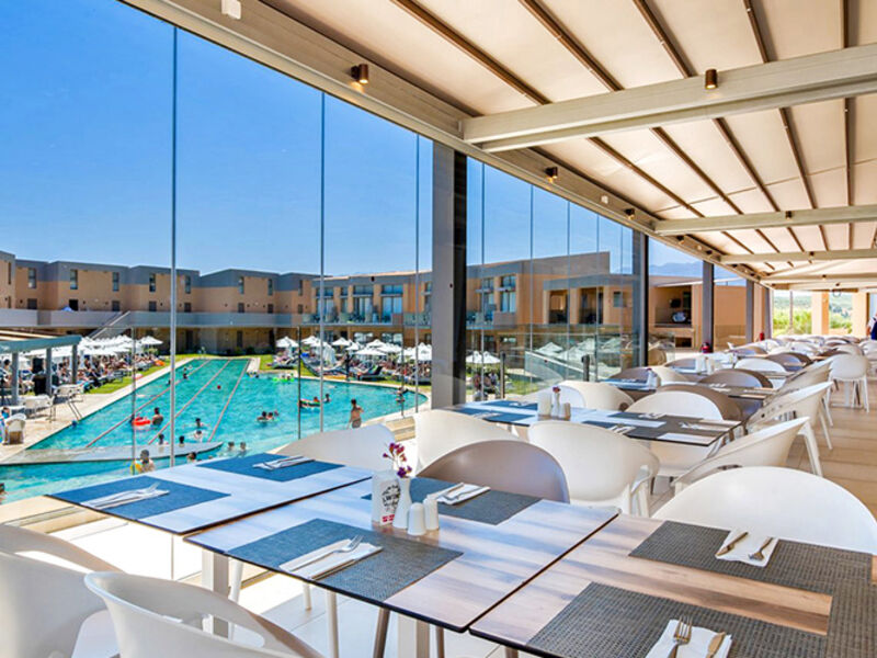 Kiani Beach Resort