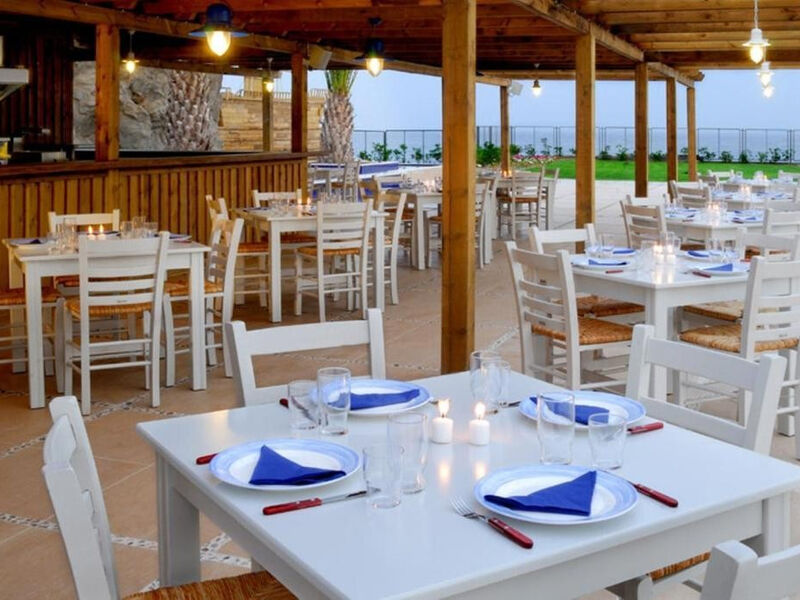 Kinetta Beach Resort Spa