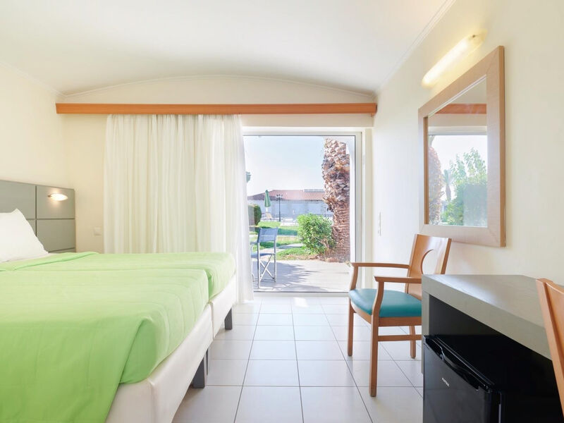 Kinetta Beach Resort Spa