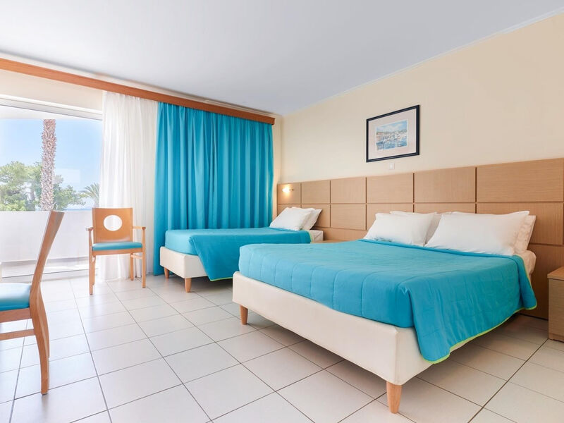 Kinetta Beach Resort Spa